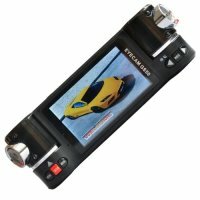 Автомобильный HD-видеорегистратор с 2 камерами 
